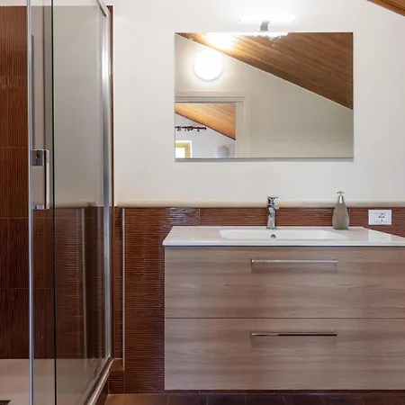 Gorgeous In With Wifi